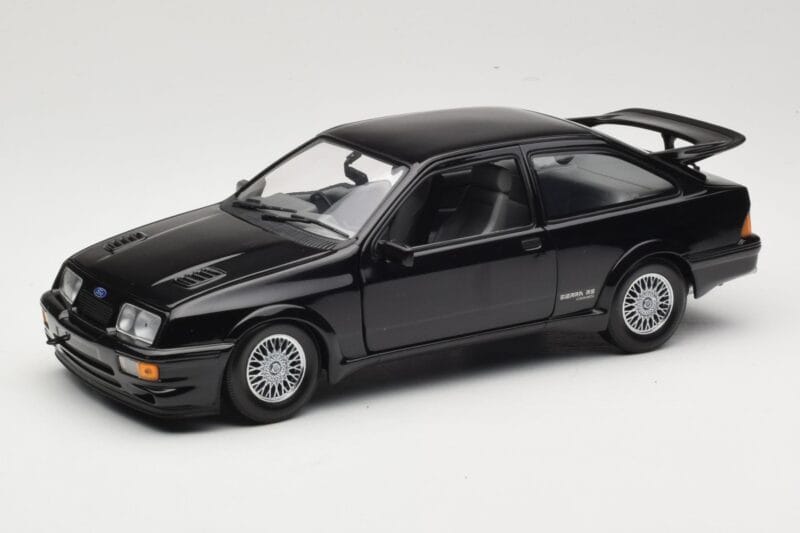 Ford Sierra RS Cosworth Mk2 RDH Must Minichamps 1:18 150084071 Metall