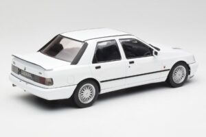 Ford Sierra RS Cosworth 4x4 Valge MCG 1:18 MCG18353 Metall - pilt 2/6