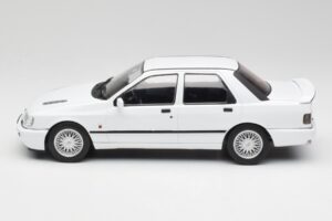 Ford Sierra RS Cosworth 4x4 Valge MCG 1:18 MCG18353 Metall - pilt 3/6