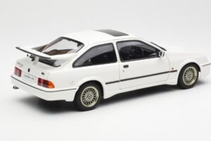 Ford Sierra RS Cosworth Valge AUTOart 1:18 72862 Metall - pilt 3/8