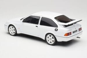 Ford Sierra RS Cosworth Valge IXO 1:18 18CMC121 Metall - pilt 5/6