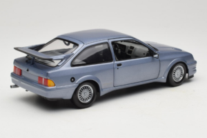 Ford Sierra RS Cosworth Sinine Minichamps 1:18 150084002 Metall - pilt 3/8
