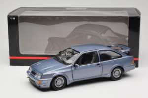 Ford Sierra RS Cosworth Sinine Minichamps 1:18 150084002 Metall - pilt 8/8