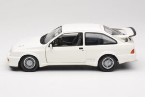 Ford Sierra RS Cosworth Valge Minichamps 1:18 150084000 Metall - pilt 4/8