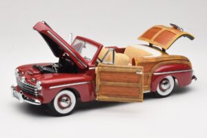 Ford Sportsman Punane Road Signature 1:18 20048 Metall - pilt 2/8