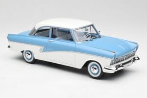 Ford Taunus 17M P2 Helesinine & Valge BoS Models 1:18 BOS019 Metall - pilt 4/6