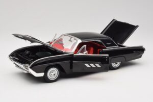 Ford Thunderbird Must Anson 1:18 30344 Metall - pilt 2/8