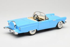 Ford Thunderbird Kabriolett Sinine Road Signature 1:18 92358 Metall - pilt 3/8