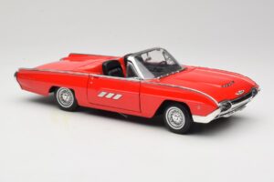 Ford Thunderbird Kabriolett Punane Anson 1:18 30334 Metall - pilt 6/8