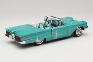 Ford Thunderbird Kabriolett Roheline Sun Star 1:18 4315-P1 Metall - pilt 2/6