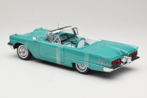 Ford Thunderbird Kabriolett Roheline Sun Star 1:18 4315-P1 Metall - pilt 5/6