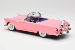 Ford Thunderbird Roosa Revell 1:18 8804 Metall - pilt 7/8