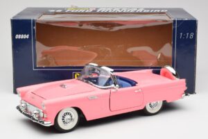 Ford Thunderbird Roosa Revell 1:18 8804 Metall - pilt 8/8