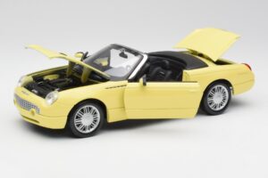 Ford Thunderbird Show Car Kollane Maisto 1:18 50335 Metall - pilt 2/8