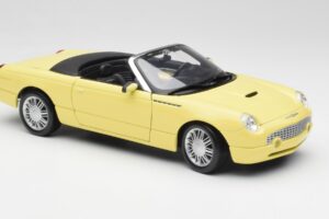 Ford Thunderbird Show Car Kollane Maisto 1:18 50335 Metall - pilt 6/8