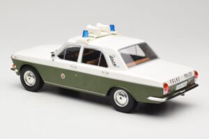 GAZ Volga GAZ-24 Politsei MCG 1:18 MCG18015 Metall - pilt 5/6
