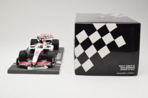 Haas VF-22 #20 K. Magnussen Bahrain GP 2022 Minichamps 1:18 117220120 Metall - pilt 6/6