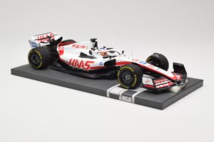 Haas VF-22 #20 K. Magnussen British GP 2022 Minichamps 1:18 117221020 Metall - pilt 4/6