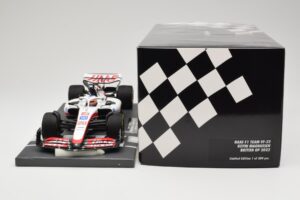 Haas VF-22 #20 K. Magnussen British GP 2022 Minichamps 1:18 117221020 Metall - pilt 6/6