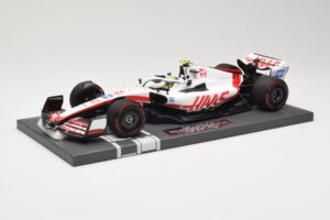 Haas VF-22 #47 M. Schumacher Bahrain GP 2022 Minichamps 1:18 117220147 Metall - pilt 2/6