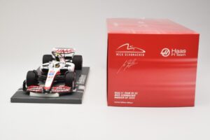 Haas VF-22 #47 M. Schumacher Bahrain GP 2022 Minichamps 1:18 117220147 Metall - pilt 6/6