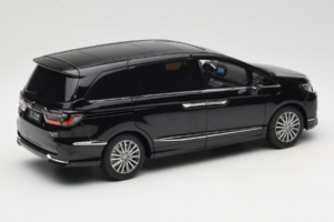 Honda Elysion Tumesinine OEM 1:18 26701 Metall - pilt 3/8