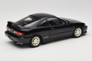 Honda Integra Type R DC2 Pre-Facelift Flamenco Black Pearl MotorHelix 1:18 M85203 Metall - pilt 3/8
