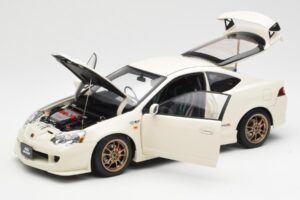 Honda Integra DC5 Type R Mugen Valge AUTOart 1:18 73251 Metall - pilt 2/8