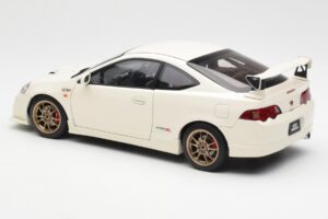 Honda Integra DC5 Type R Mugen Valge AUTOart 1:18 73251 Metall - pilt 7/8
