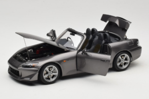 Honda S2000 AP2 Type S Moon Rock Metallic MotorHelix 1:18 M85111 Metall - pilt 3/9