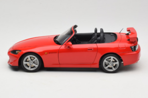Honda S2000 AP2 Type S New Formula Red MotorHelix 1:18 M85112 Metall - pilt 5/9