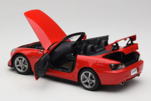Honda S2000 AP2 Type S New Formula Red MotorHelix 1:18 M85112 Metall - pilt 6/9