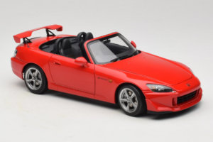 Honda S2000 AP2 Type S New Formula Red MotorHelix 1:18 M85112 Metall - pilt 7/9