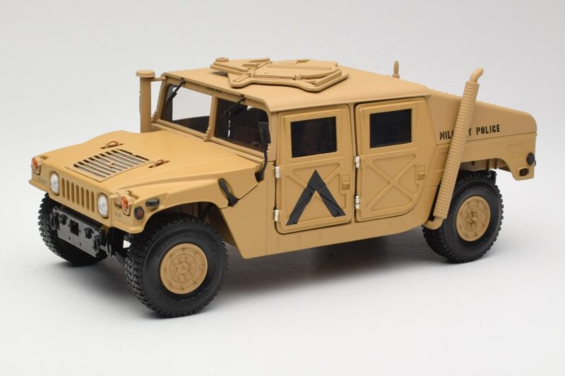 Hummer H1 AM General Military Police Exoto 1:18 01801 Metall