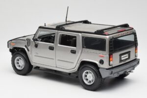 Hummer H2 Hõbe Maisto 1:18 7449569 Metall - pilt 7/8