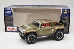 Hummer HX Concept Roheline Maisto 1:18 36171 Metall - pilt 8/8