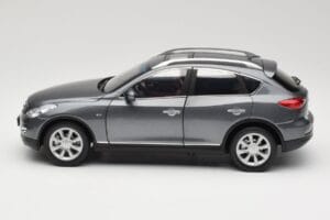 Infiniti EX25 J50 Grey Metallic Paudi Model 1:18 81L0049 Metall - pilt 4/8