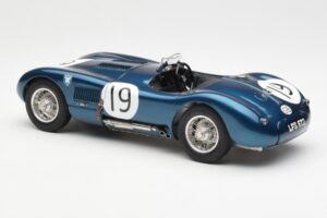 Jaguar C-Type #19 J. Stewart Ecurie Ecosse Goodwood Members Meeting 1954 CMC 1:18 M-192 Metall - pilt 5/6