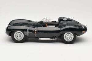 Jaguar D-Type Short Nose Roheline AUTOart 1:18 73561 Metall - pilt 3/6