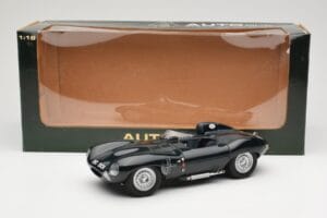 Jaguar D-Type Short Nose Roheline AUTOart 1:18 73561 Metall - pilt 6/6