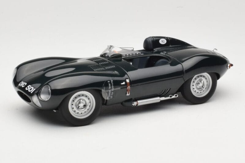 Jaguar D-Type Short Nose Roheline AUTOart 1:18 73561 Metall