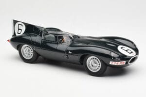 Jaguar D-Type #6 M. Hawthorn / I. Bueb Team Jaguar Cars Ltd 24 Hours of Le Mans 1955 AUTOart 1:18 85586 Metall - pilt 4/6