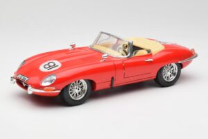 Jaguar E-Type Kabriolett Punane Bburago 1:18 3016 Metall