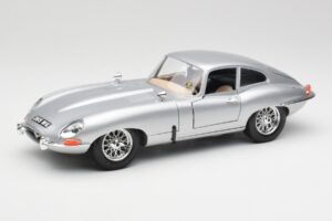 Jaguar E-Type Series 1 Hõbedane Bburago 1:18 3018-M2 Metall