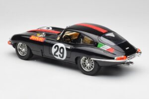 Jaguar E-Type #29 Must Bburago 1:18 3018-M4 Metall - pilt 7/8