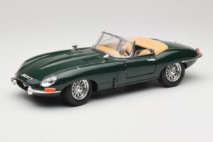Jaguar E-Type Series 1 Roadster Roheline Bburago 1:18 3018-M5 Metall