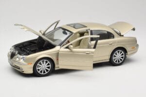 Jaguar S-Type X200 Pronks Maisto 1:18 50332 Metall - pilt 2/8