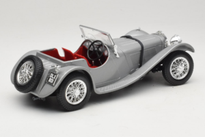 Jaguar SS100 Hõbedane Bburago 1:18 3006-M2 Metall - pilt 2/6