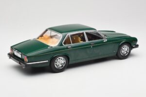 Jaguar XJ Series III Tumerohe MCG 1:18 MCG18175 Metall - pilt 2/6