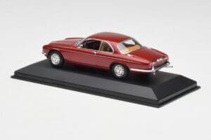 Jaguar XJ12 Coupe Regency Punane Minichamps 1:43 400130461 Metall - pilt 3/4